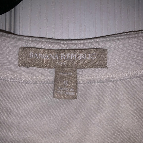 Banana Republic Sleeveless Top - Picture 3 of 3